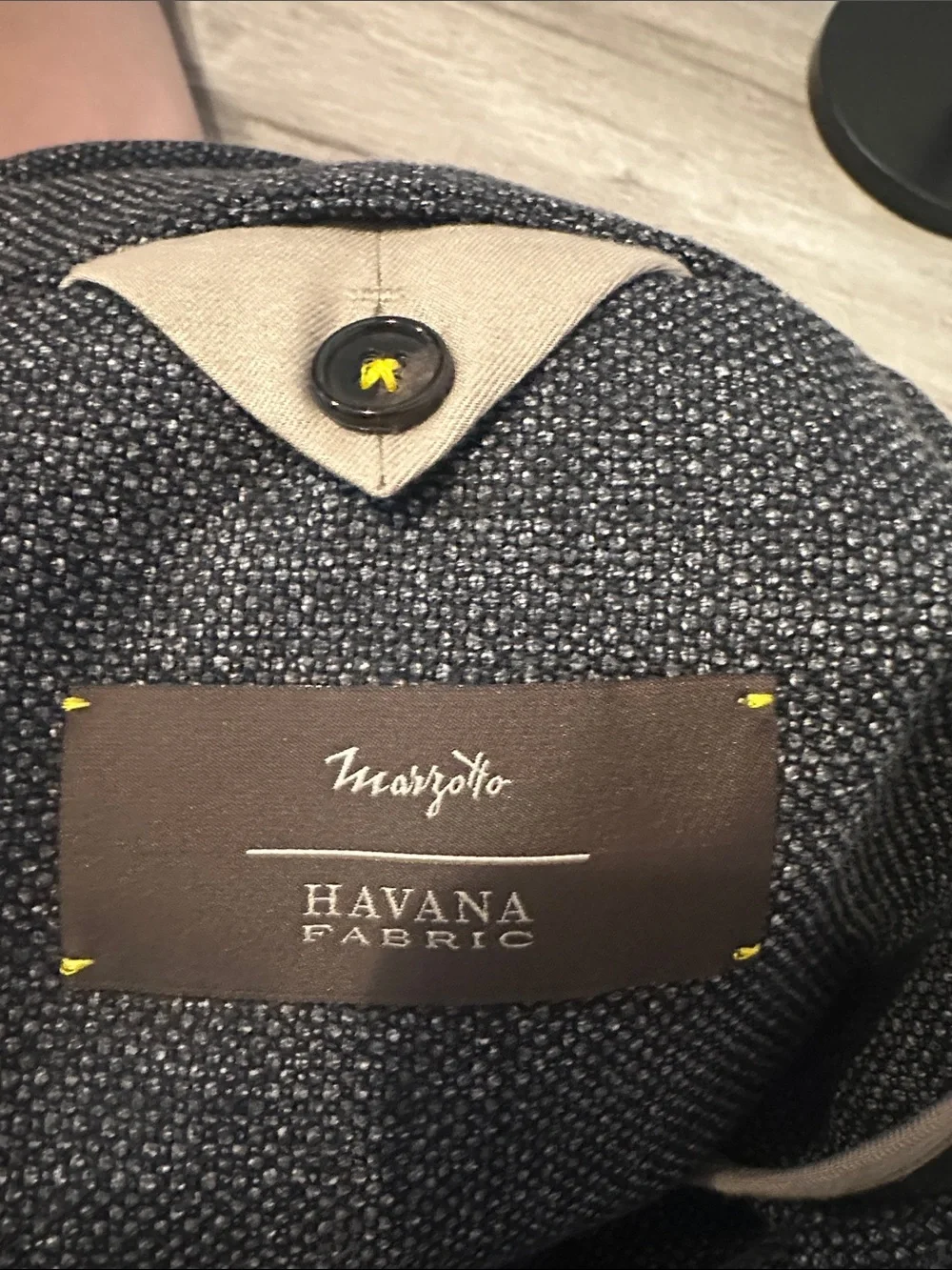 Banana Republic Men's Charcoal Gray Textured Sport Coat
